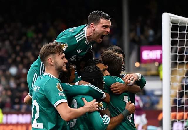 奇异果体育-今晚11点利物浦迎战倒数第2：剑指7连杀 锋霸回归冲击10球